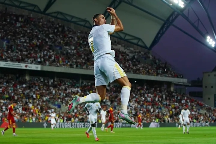 在家人见证, 利雅得胜利, 显然尚无挂