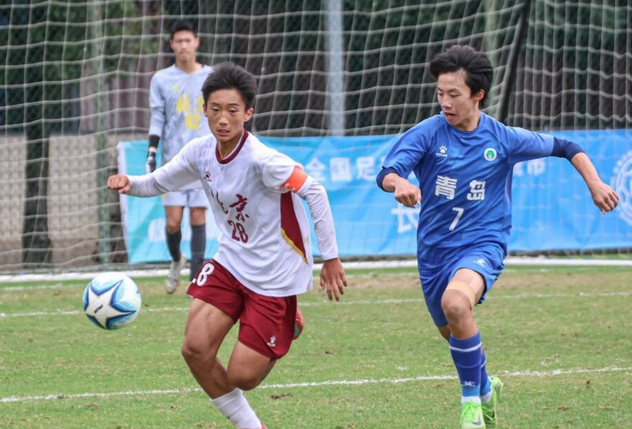 短短, 教练比较克 短短, 教练比较克