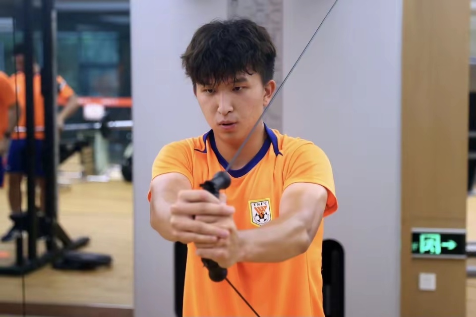 而泰山队却, kOW